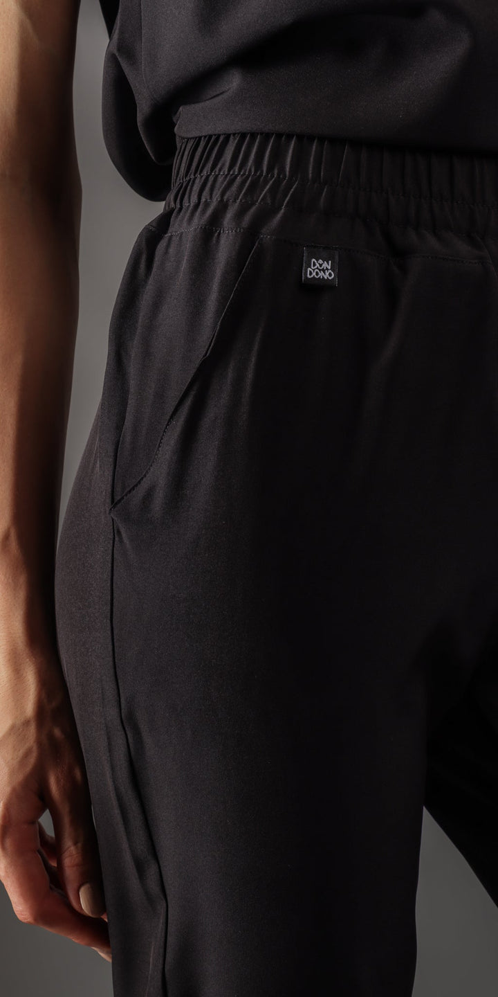 Black Cocker Water Resistant
