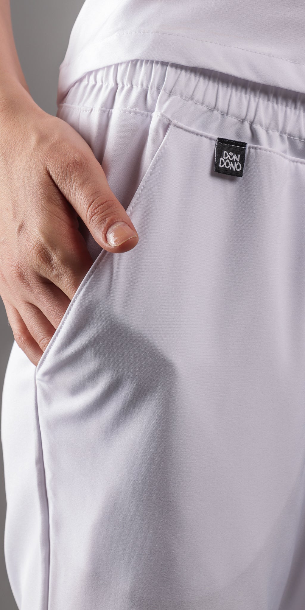 White Cocker Water Resistant