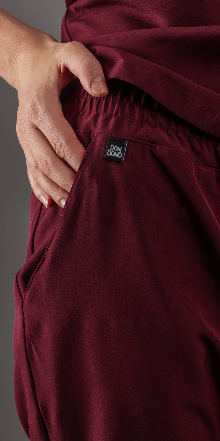 Carmine Cocker Water Resistant