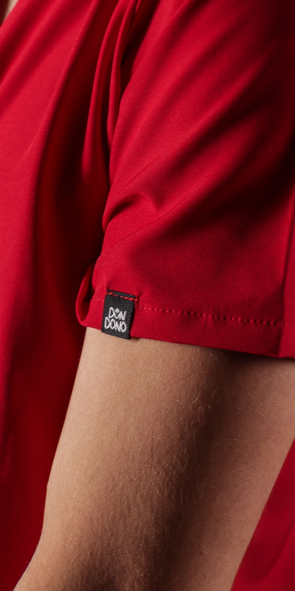 Red Bulldog Water Resistant